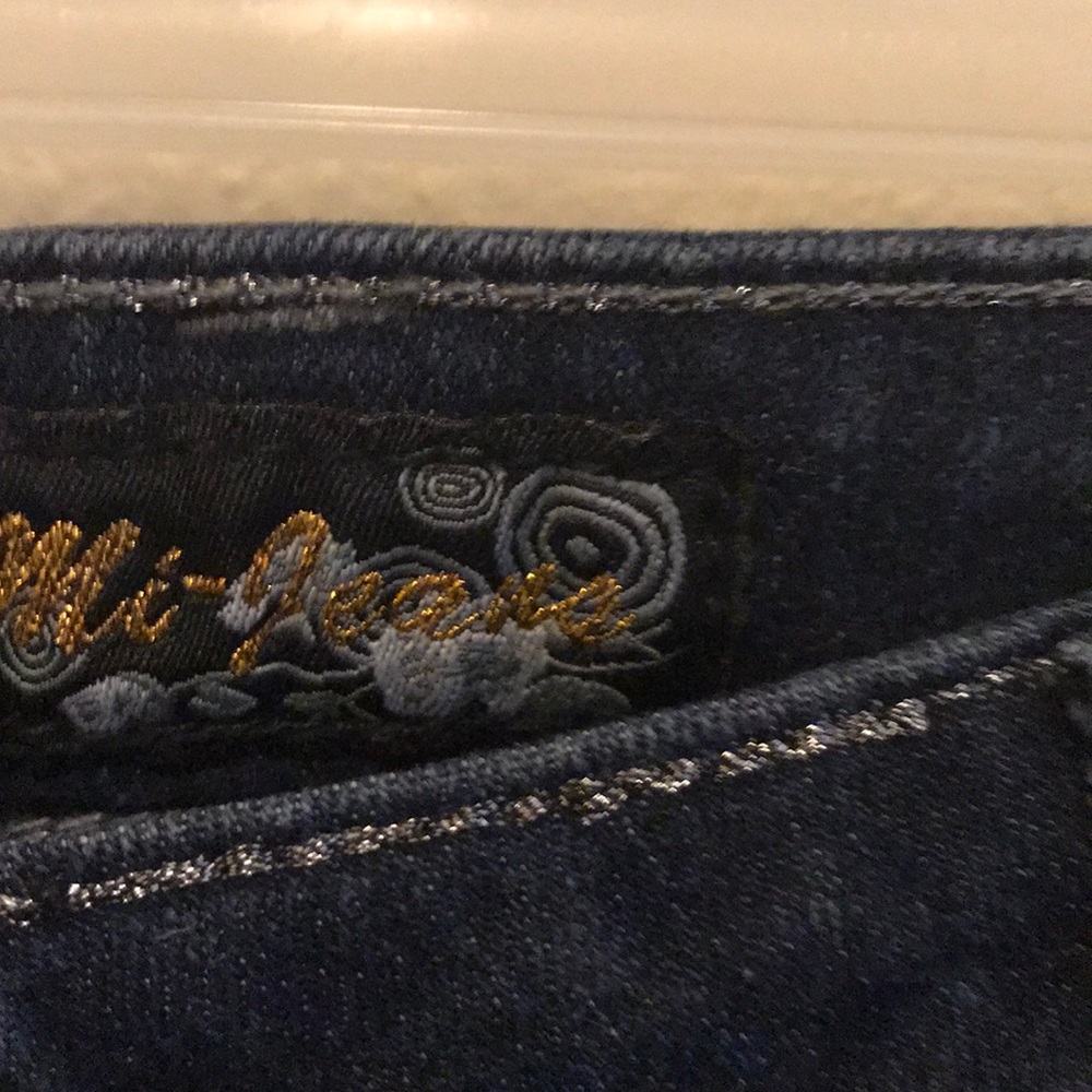 Blue jean capris - Picture 3 of 3